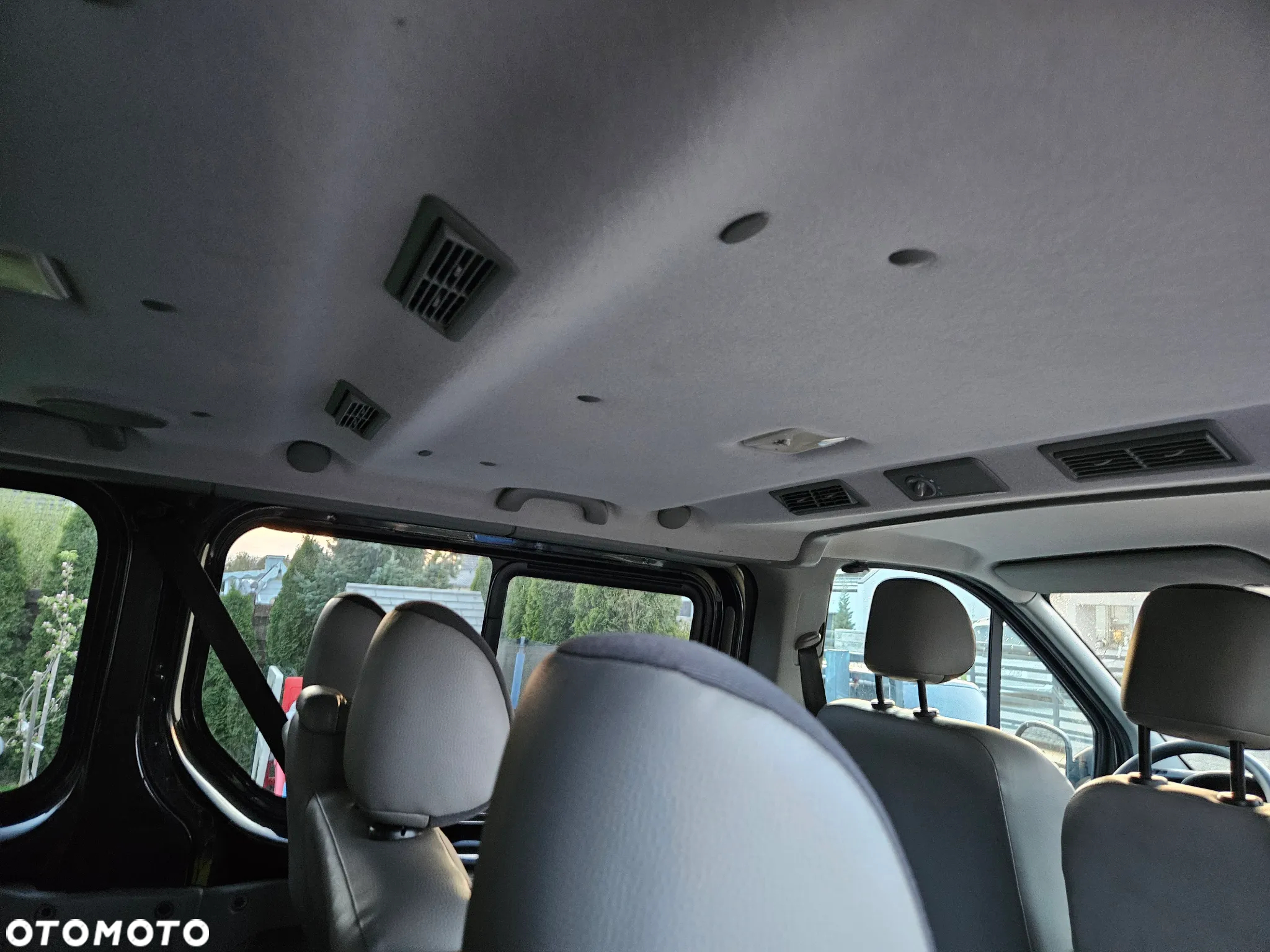 Opel Vivaro L1H1 Tour Cosmo - 11