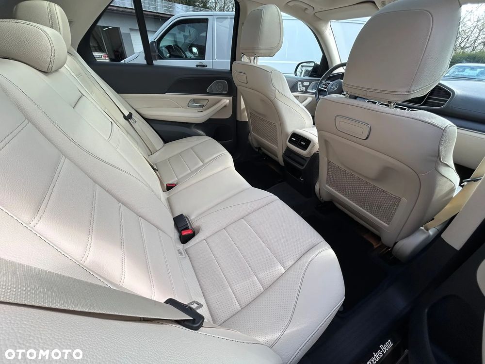 Mercedes-Benz GLE - 19