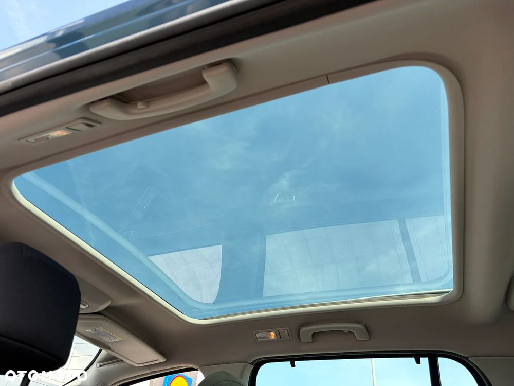 Citroën C4 Grand Picasso - 16