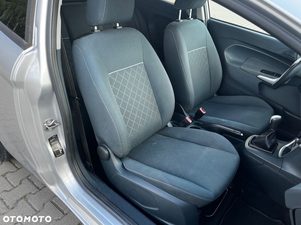 Ford Fiesta - 17