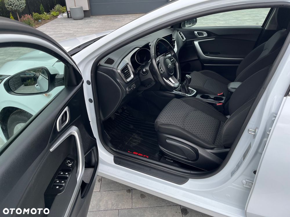 Kia Ceed 1.6 CRDi SCR L Business Line - 7