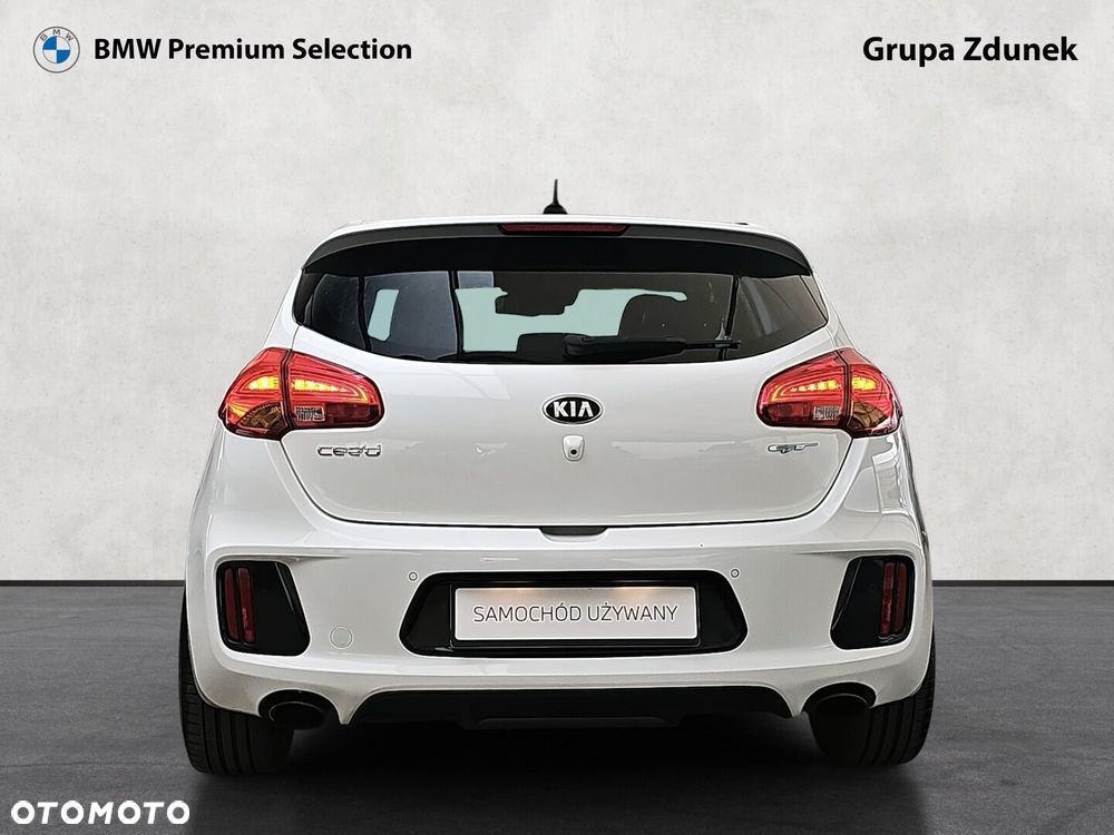 Kia Ceed - 7