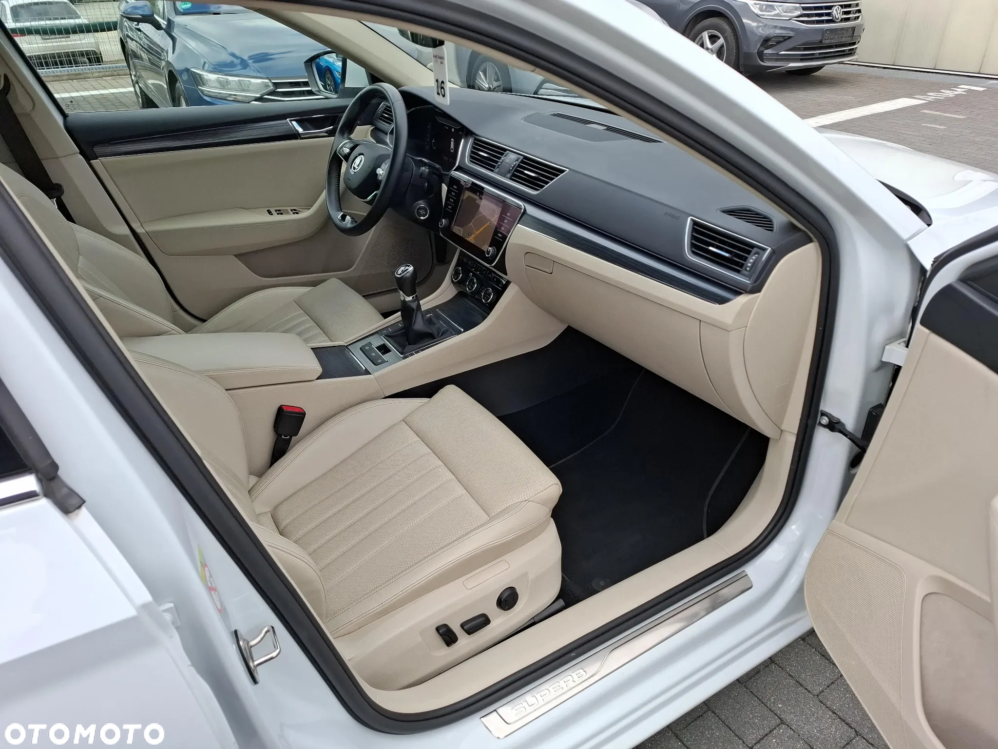 Skoda Superb Combi 2.0 TDI Style - 12