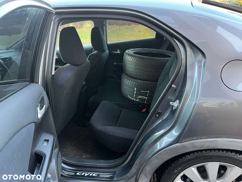 Honda Civic 1.8 i-VTEC Sport - 19