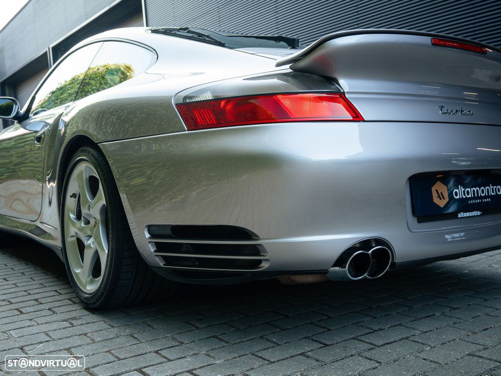 Porsche 911 Turbo — fotografia 19