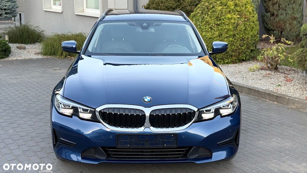 BMW Seria 3 318i - 2