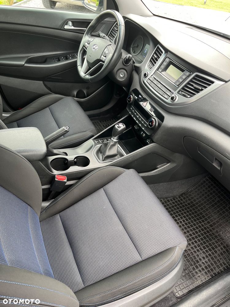 Hyundai Tucson 2.0 CRDI Comfort 4WD - 29