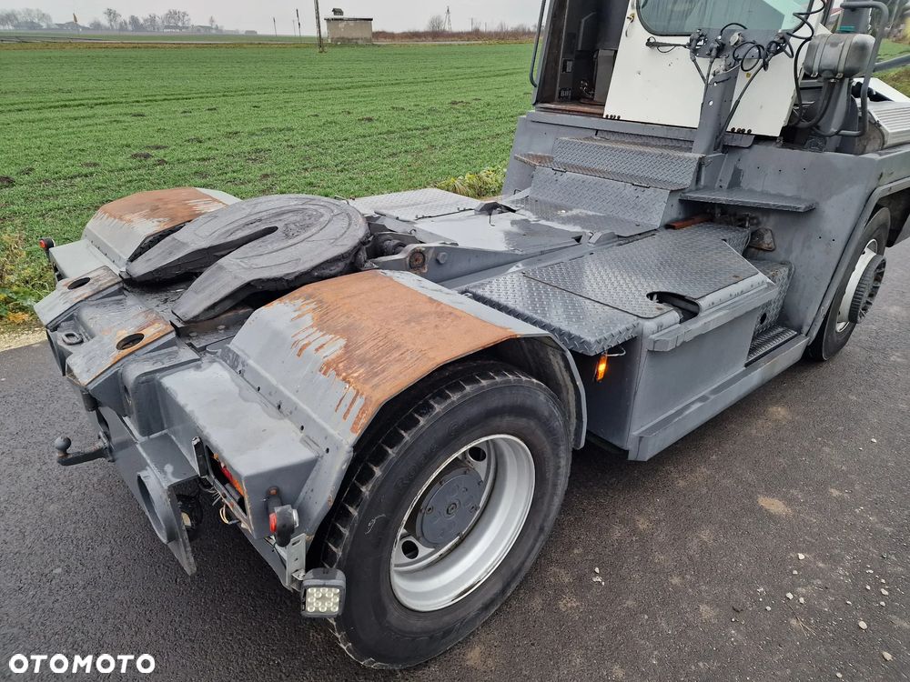 Terberg RT222 - CIĄGNIK TERMINALOWY - 9