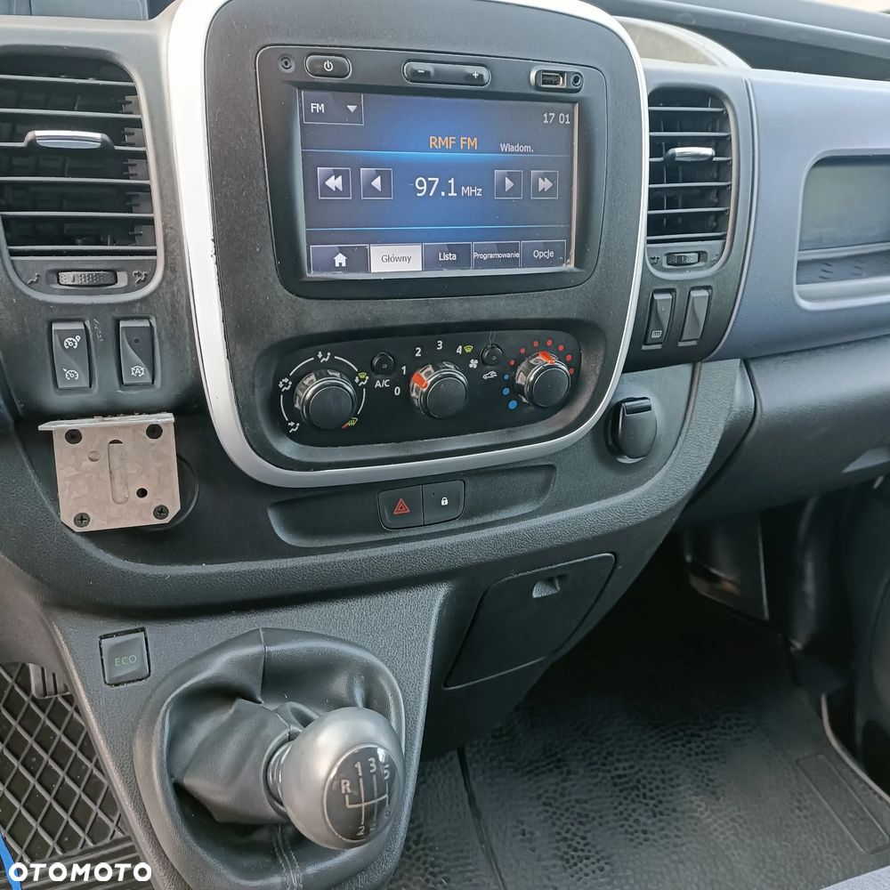 Opel Vivaro - 15