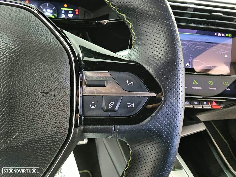 Peugeot 308 1.5 BlueHDi GT EAT8 - 17
