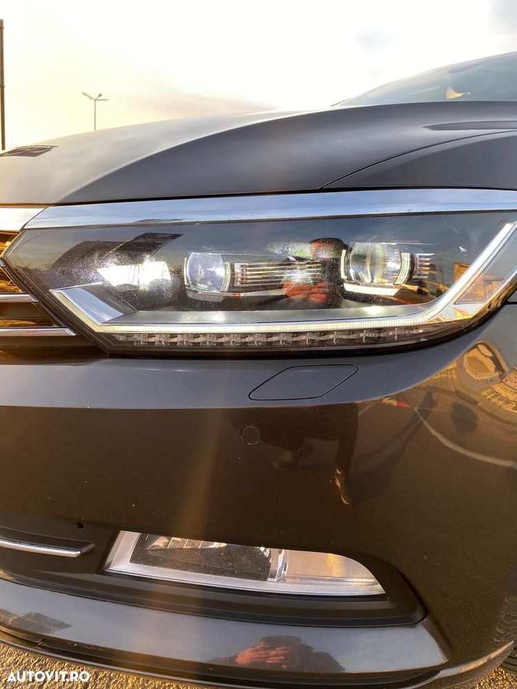 Volkswagen Passat 2.0 TDI DSG (BlueMotion Technology) Comfortline - 16