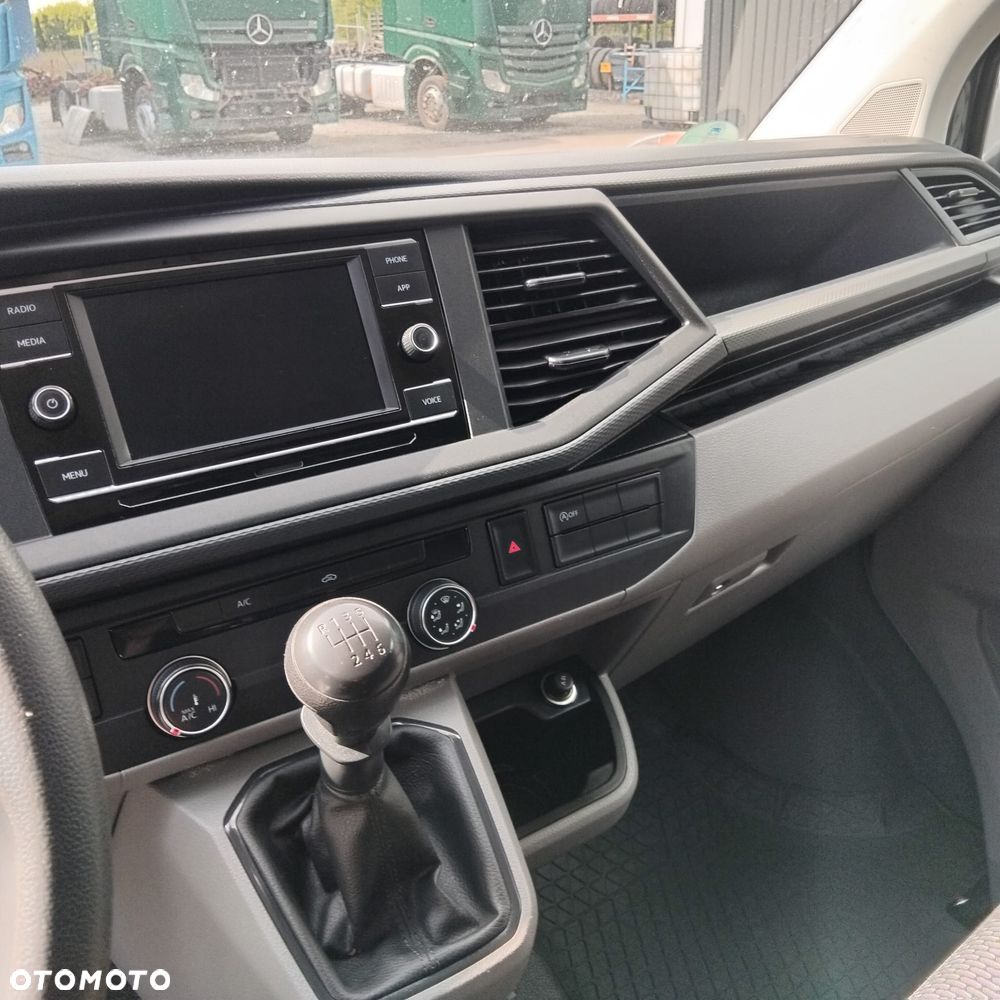 Volkswagen Transporter - 5