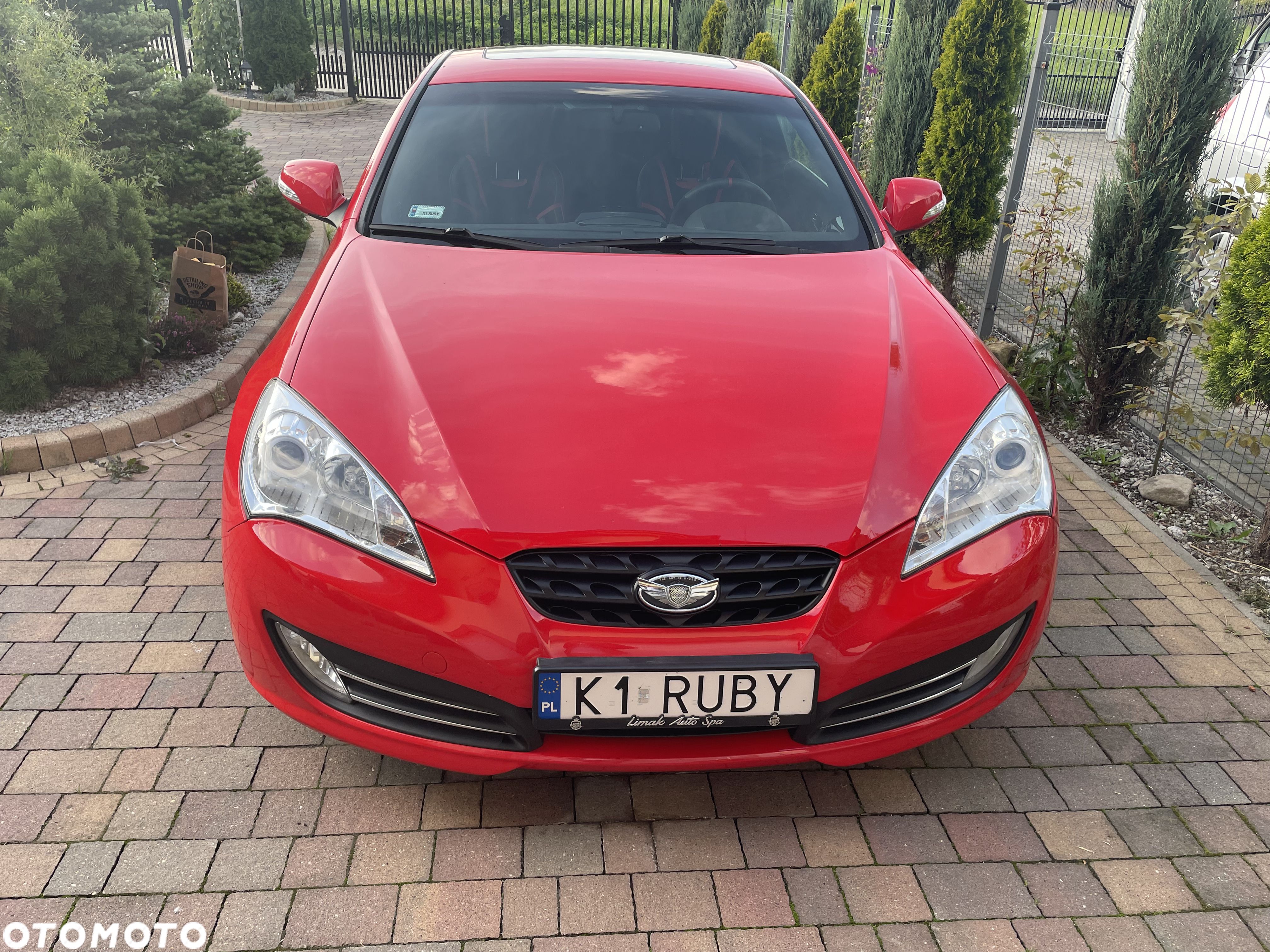 Hyundai Genesis Coupe - 2