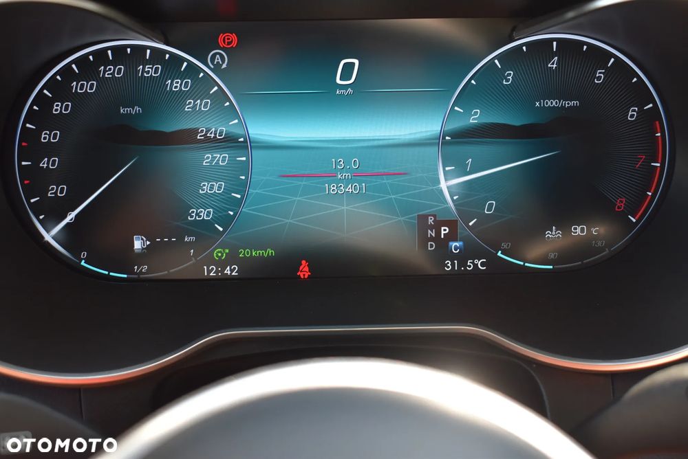 Mercedes-Benz GLC 220 d 4Matic 9G-TRONIC - 29