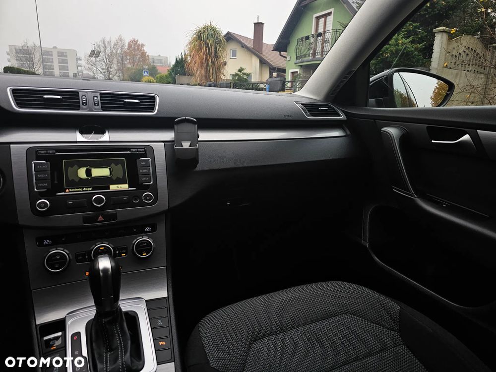 Volkswagen Passat Variant 2.0 TDI DSG BlueMotion Technology Highline - 12