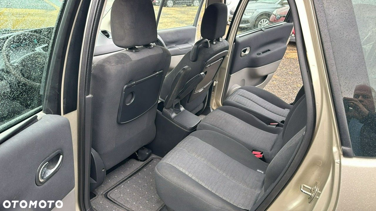 Renault Scenic - 14