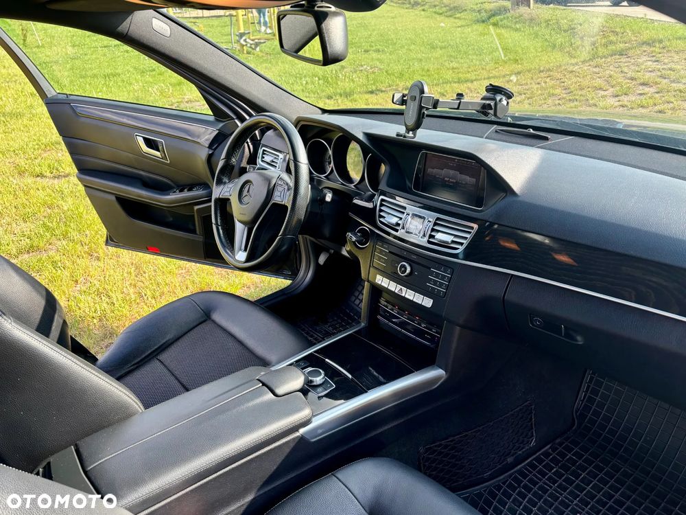 Mercedes-Benz Klasa E 220 BlueTEC 4-Matic Avantgarde - 13