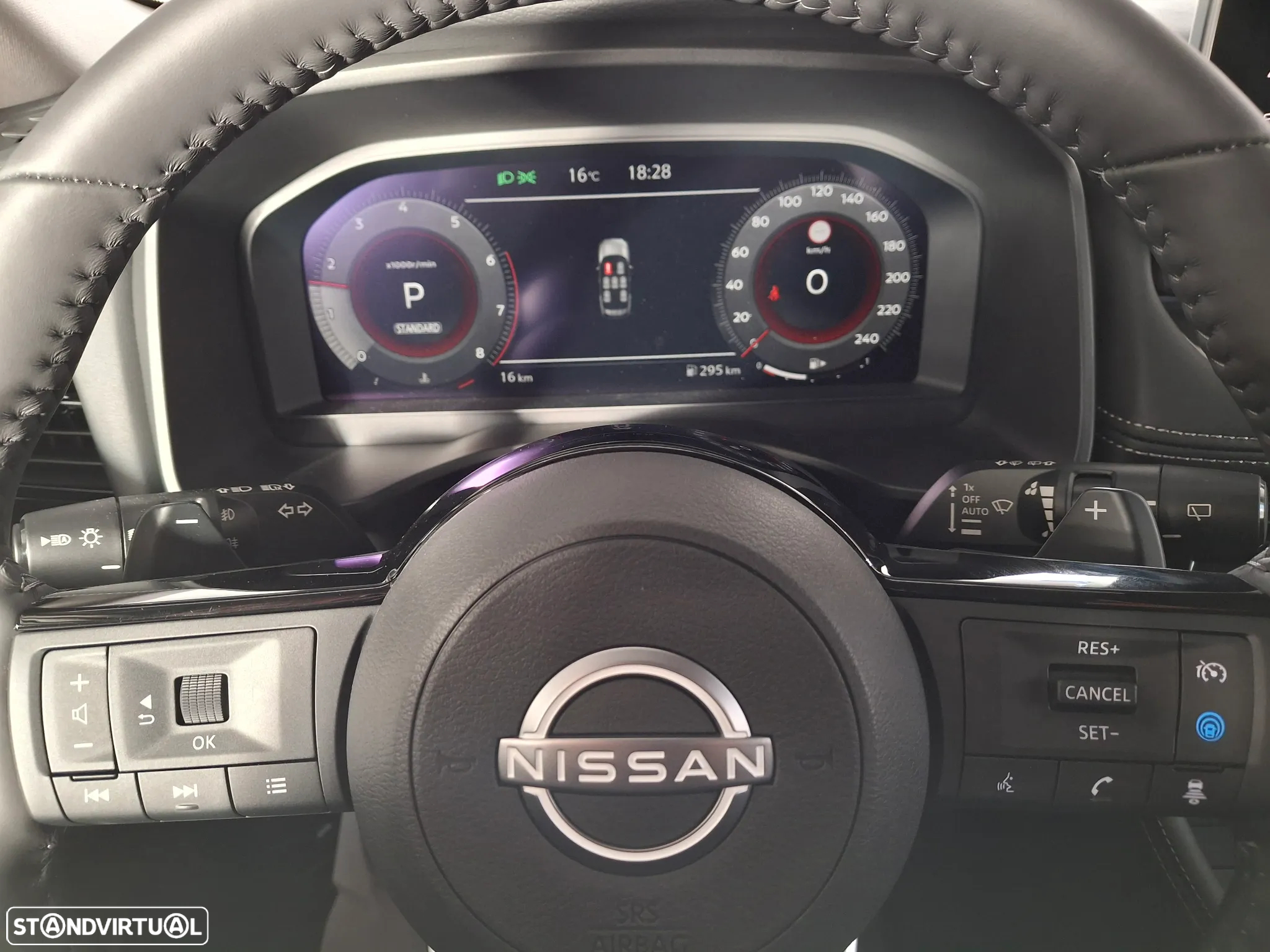 Nissan X-Trail 1.5 VC T N-Trek 7L - 20