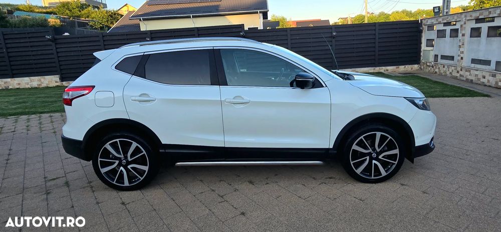 Nissan Qashqai 1.6 DCI 4 x 4 DPF Start/Stop acenta - 13