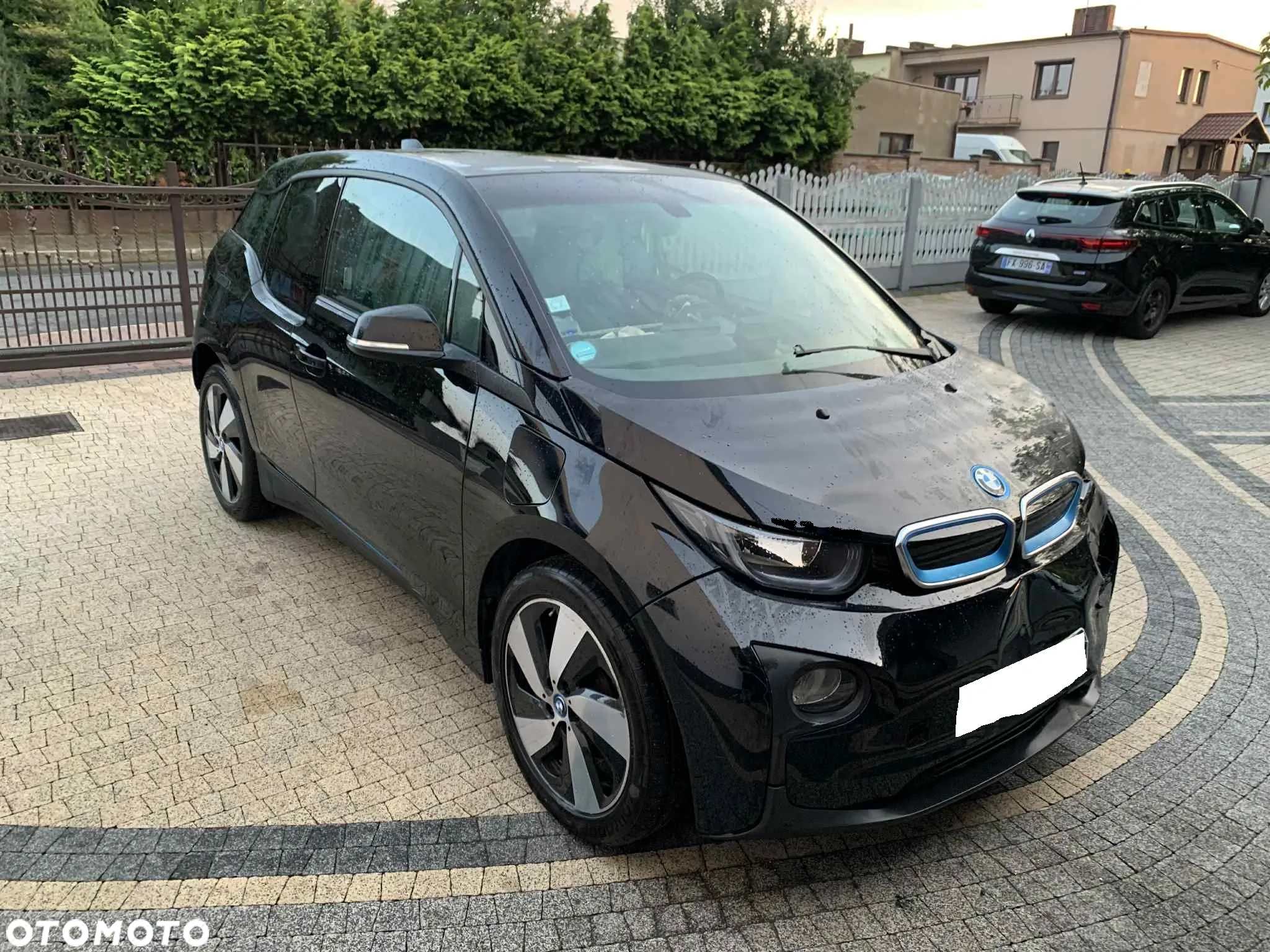 BMW i3 (Range Extender) - 36