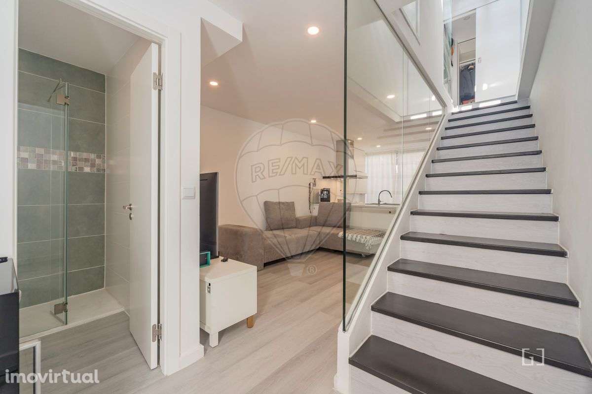 Moradia T1 para venda - Grande imagem: 2/26