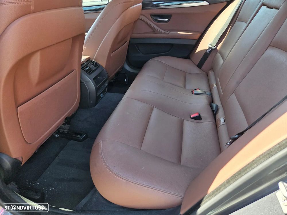 BMW 520 d Auto - 15