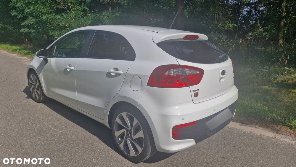 Kia Rio 1.2 Business Line Plus - 4
