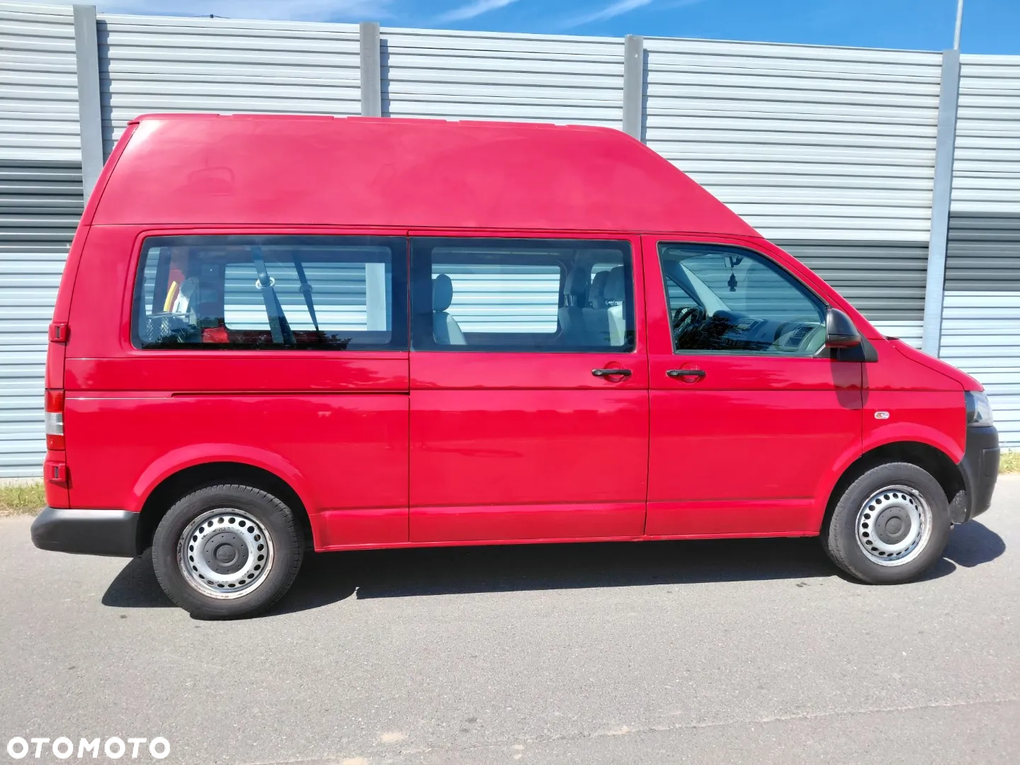Volkswagen Transporter - 2