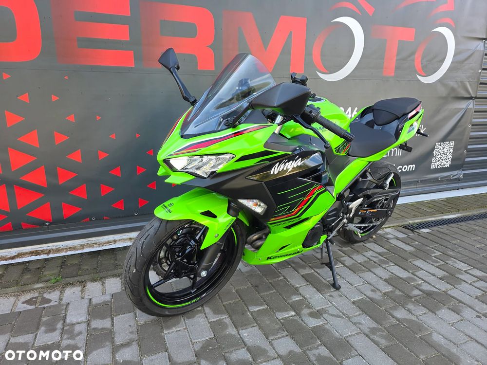 Kawasaki Ninja 400 - 30