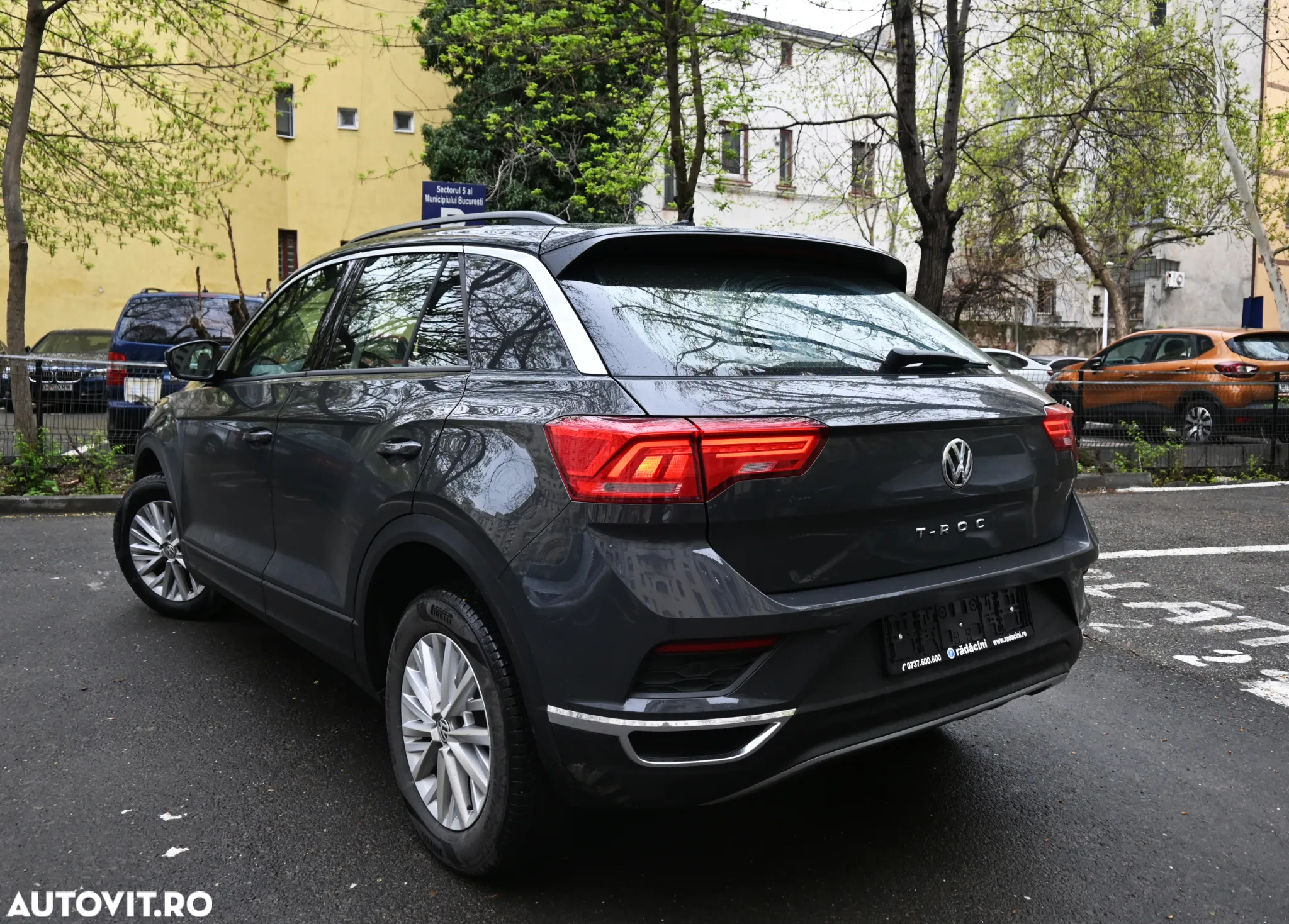 Volkswagen T-ROC - 5