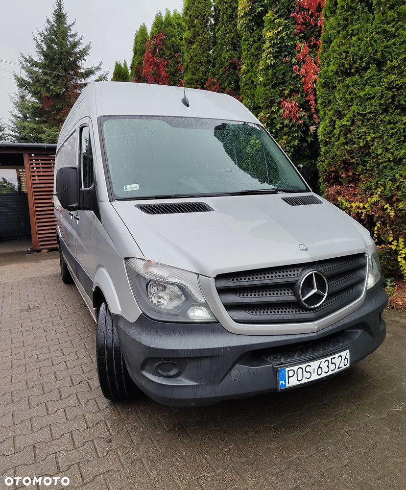 Mercedes-Benz Sprinter - 10