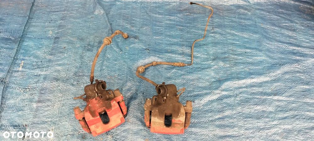 ZACISKI TYLNE ZACISK TYŁ TYLNY LEWY PRAWY JARZMO SWAP 300mm 300/11 PRZEWÓD HAMULCOWY CZĘŚCI RENAULT LAGUNA III 3 COUPE GT 2.0 DCI - 1