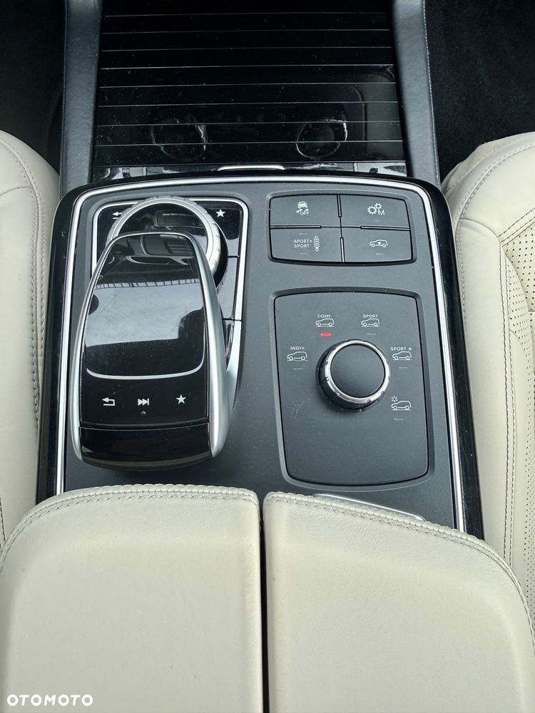 Mercedes-Benz GLS AMG 63 4-Matic - 20