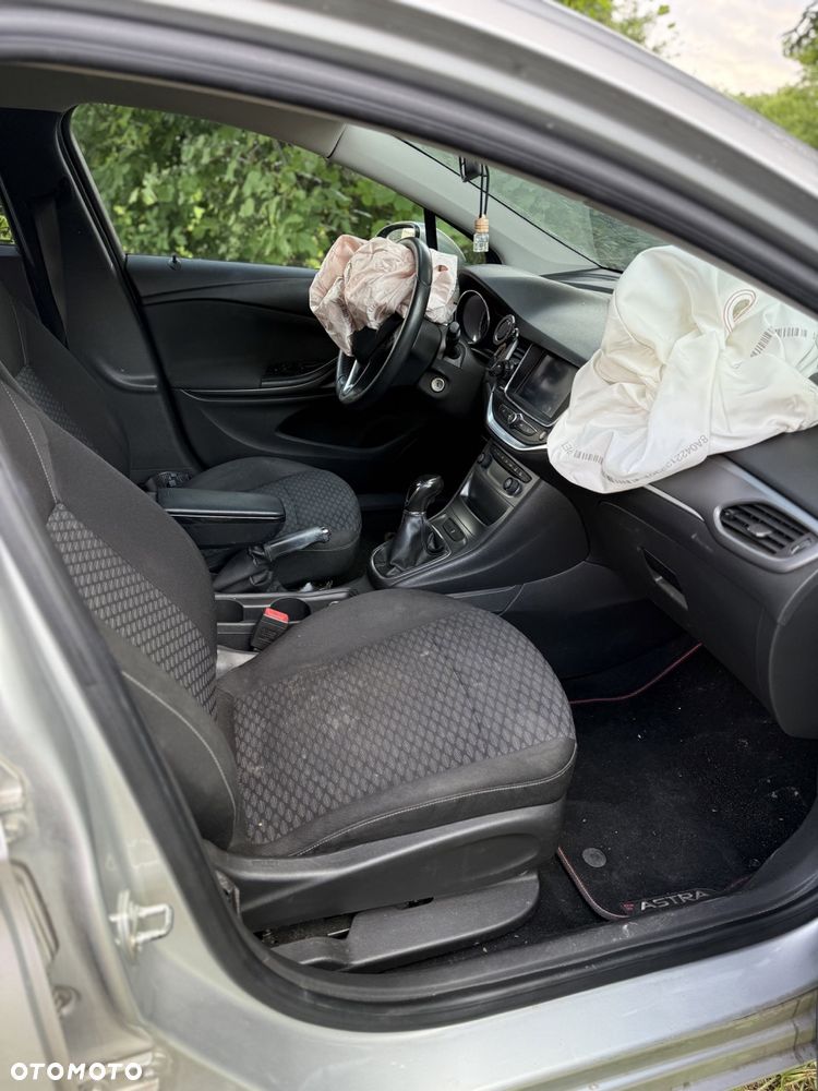 Opel Astra 1.4 Enjoy - 16