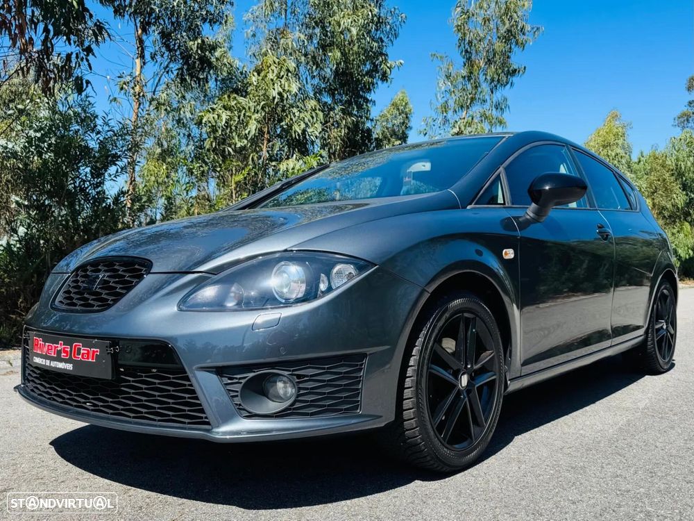 SEAT Leon 2.0 TDI DPF FR - 1