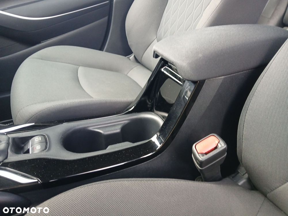Toyota Corolla 1.8 Hybrid Comfort - 36