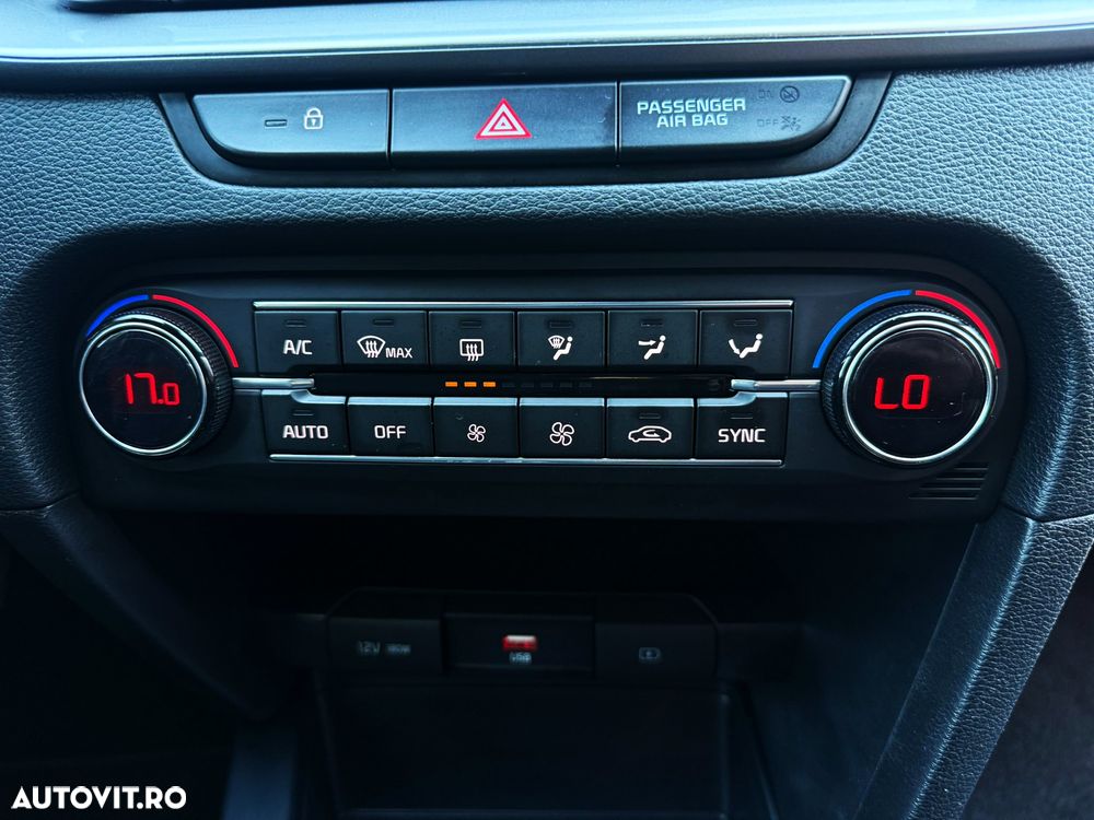 KIA Ceed 2020 — imagine 32