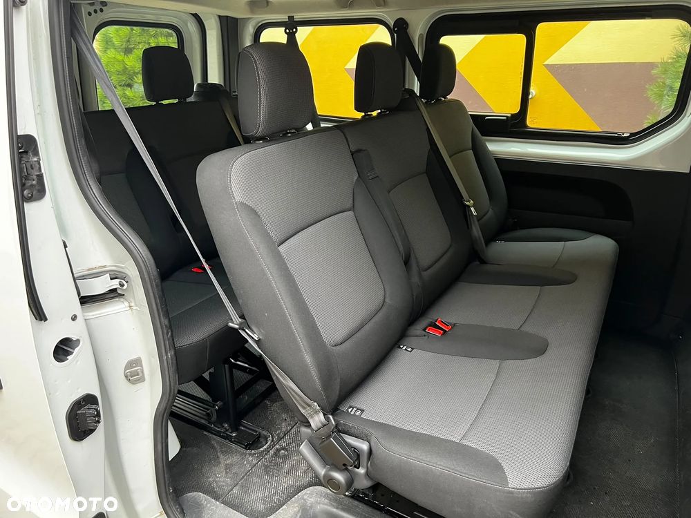 Renault Trafic - 15