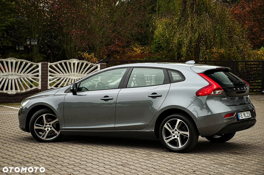 Volvo V40 D2 Summum - 21