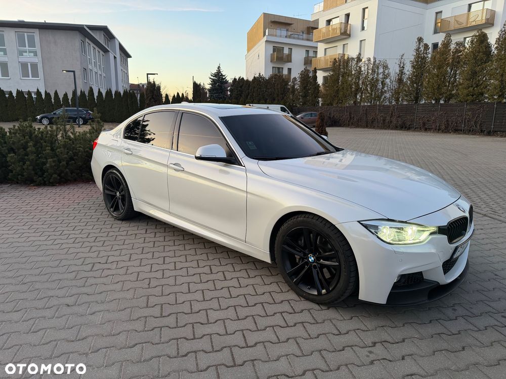BMW Seria 3 340i M Sport Shadow - 10