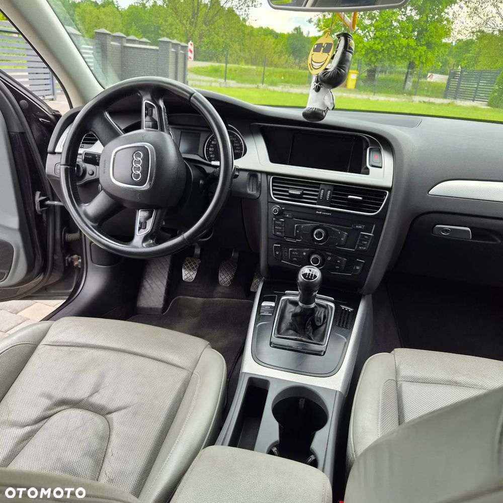 Audi A4 Avant 2.0 TDI - 9