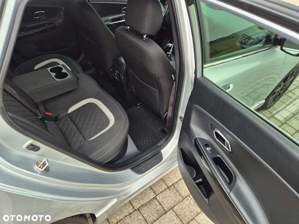 Kia Ceed 1.6 CRDi 136 ISG GT Line - 13