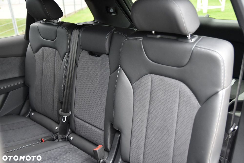 Audi Q7 - 12