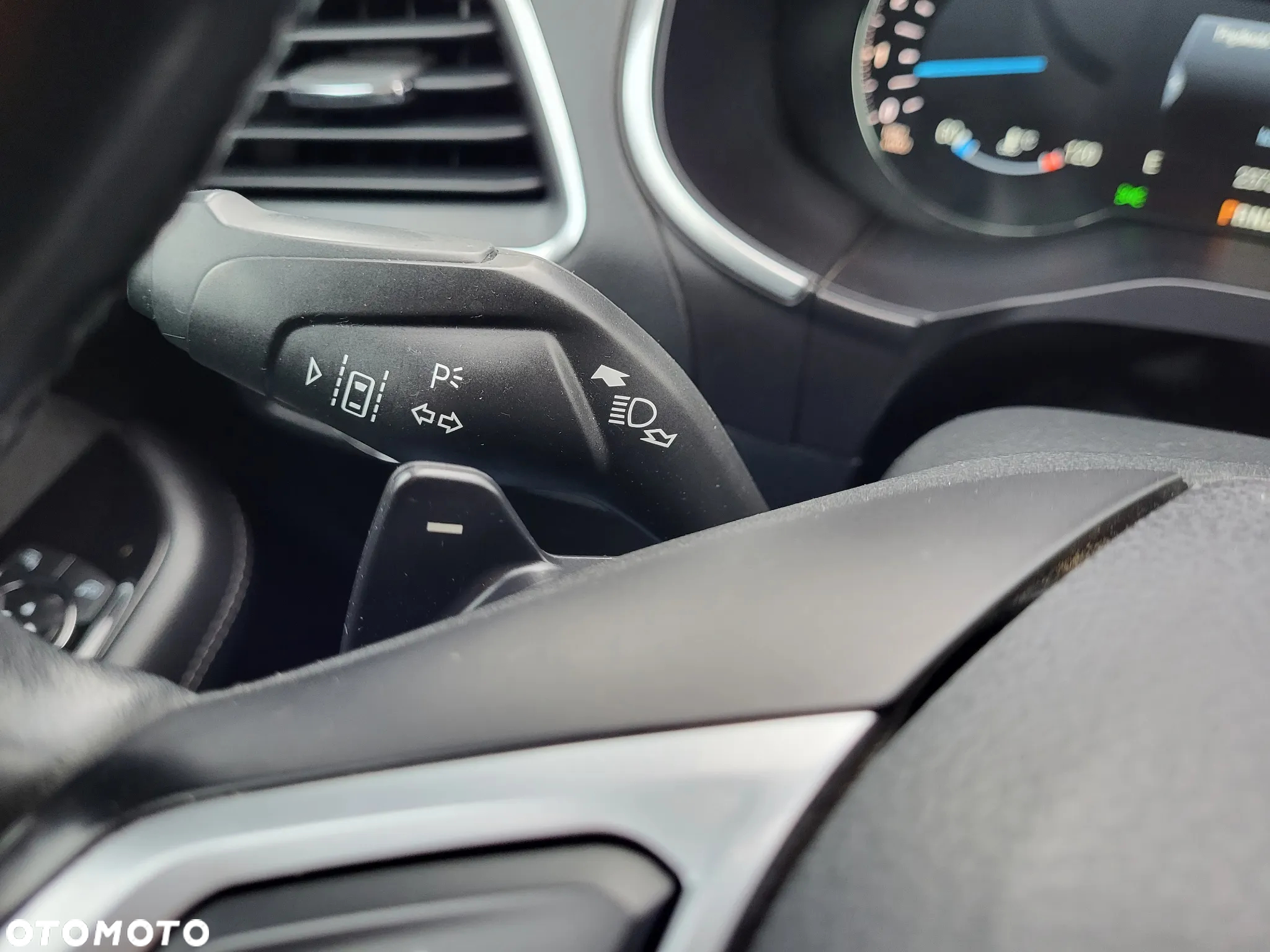 Ford S-Max 2.0 TDCi Titanium PowerShift - 17