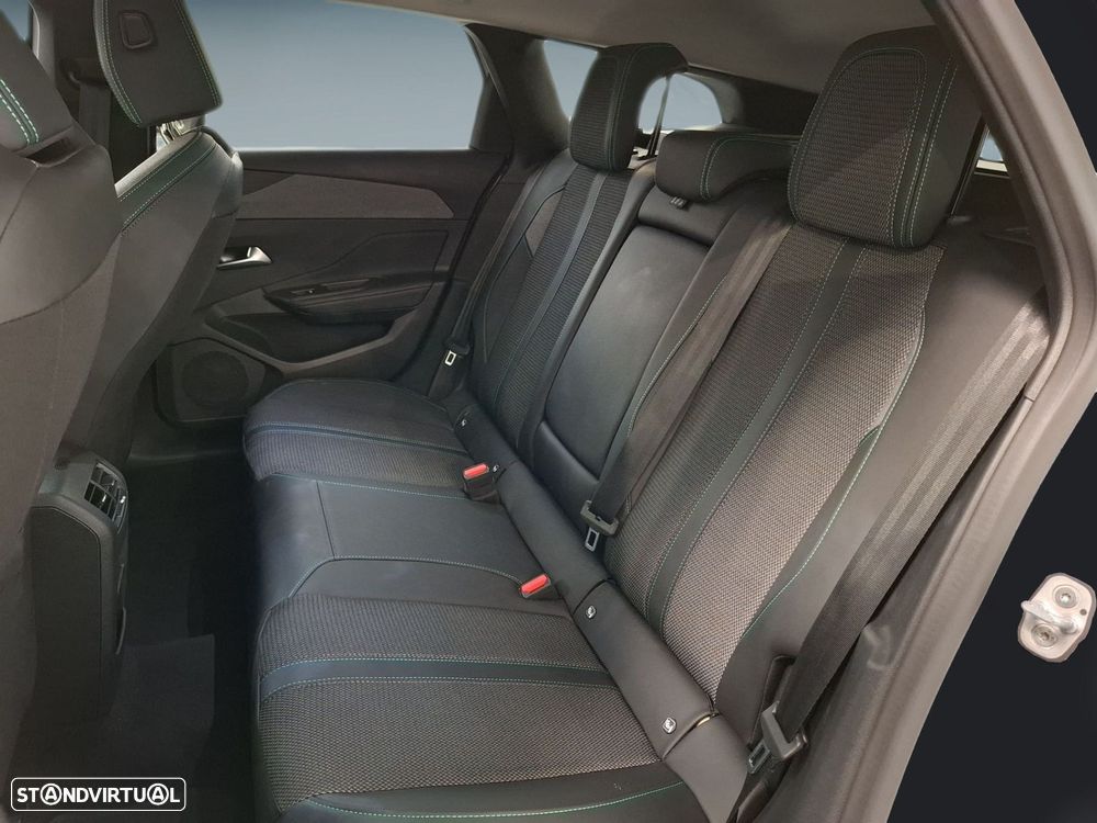 Peugeot 308 SW 1.2 PureTech Allure - 12