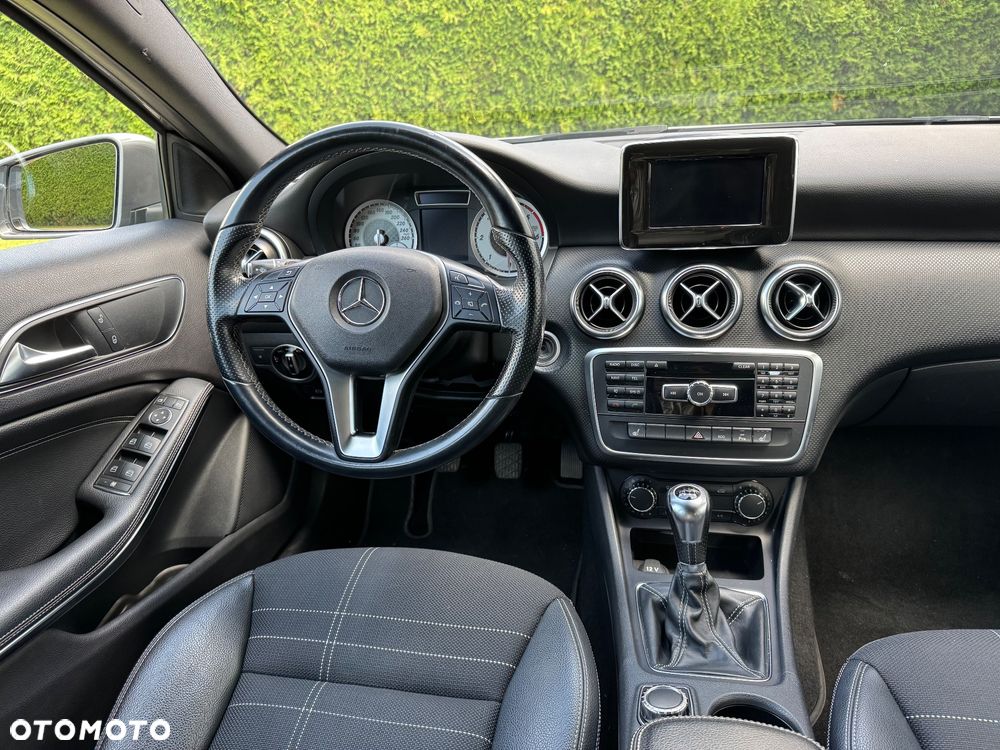 Mercedes-Benz Klasa A 180 CDI (BlueEFFICIENCY) Urban - 19