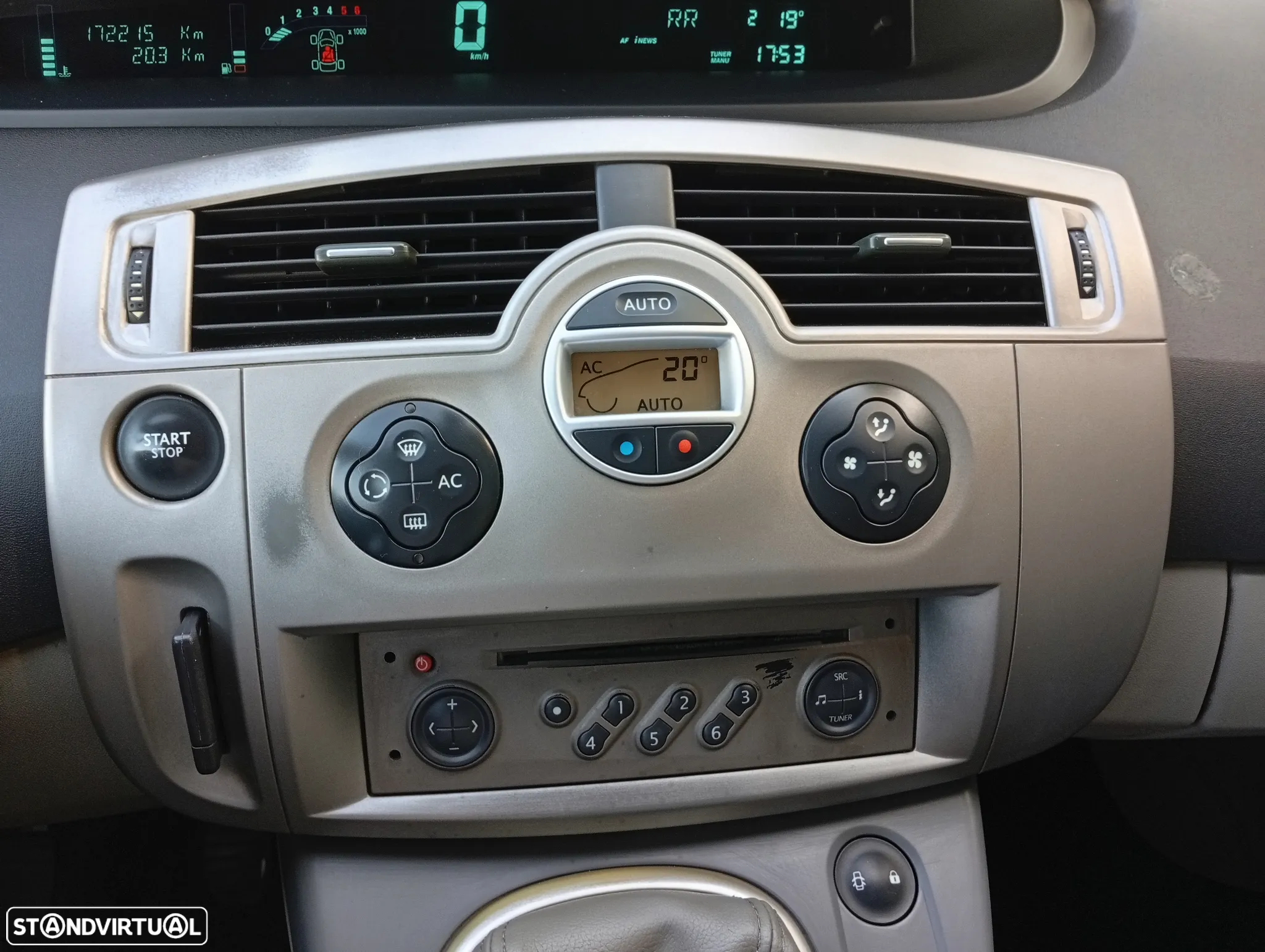 Renault Scénic 1.5 dCi Privilège Luxe - 9