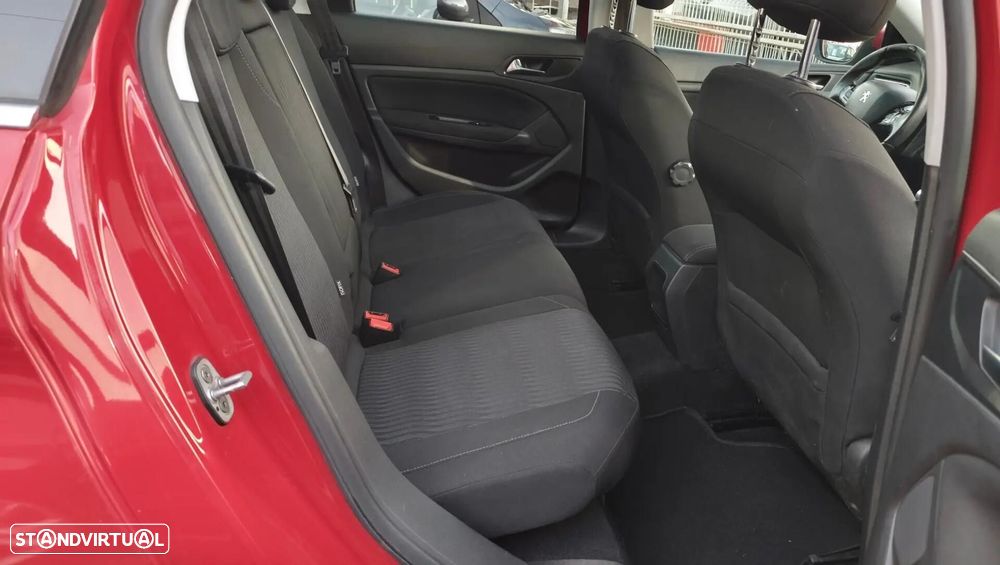 Peugeot 308 SW 1.6 BlueHDi Active - 26