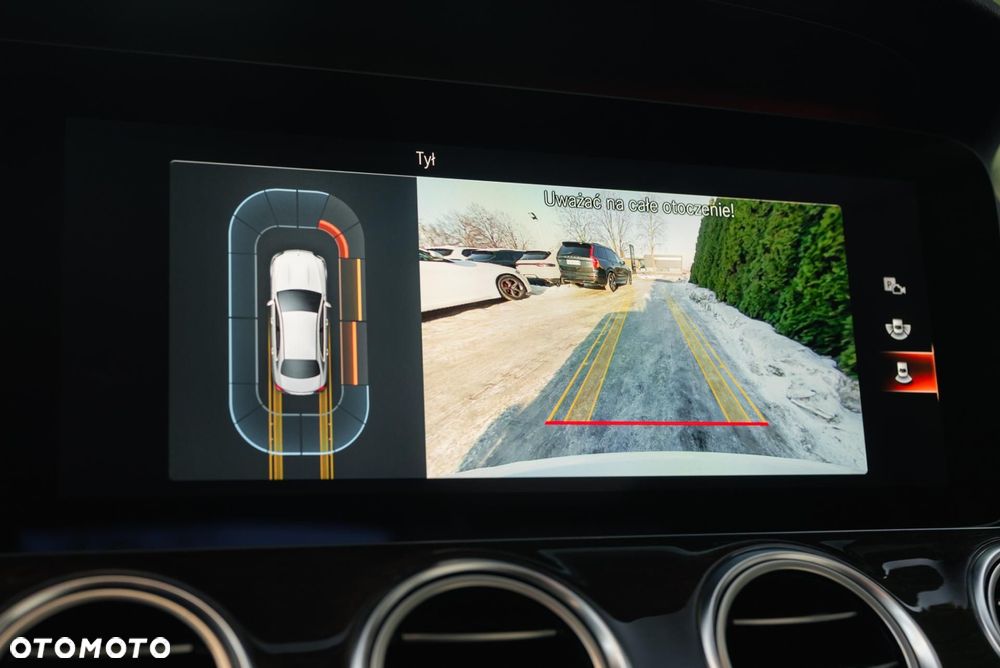 Mercedes-Benz Klasa E - 24