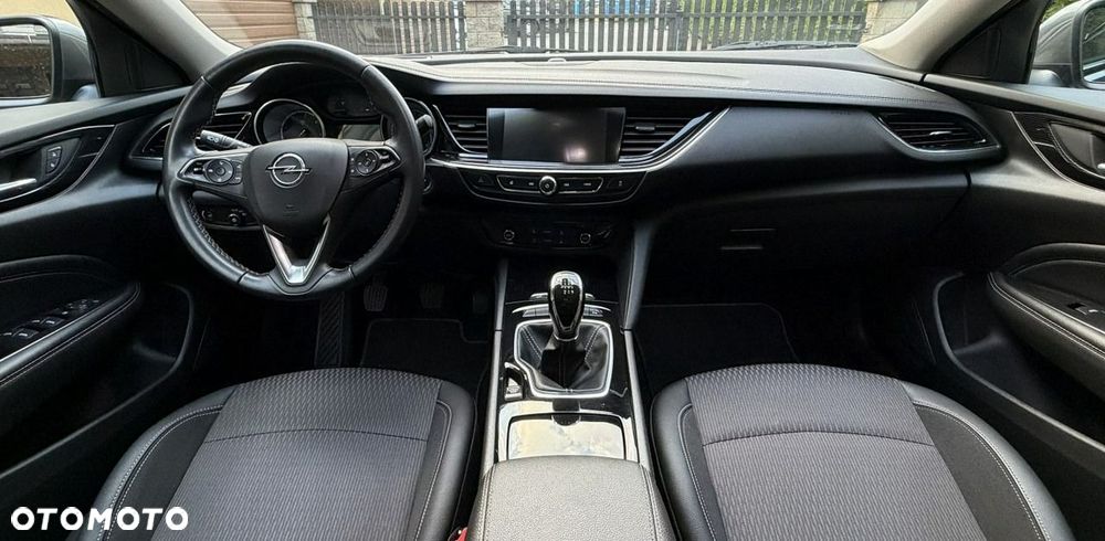 Opel Insignia - 15